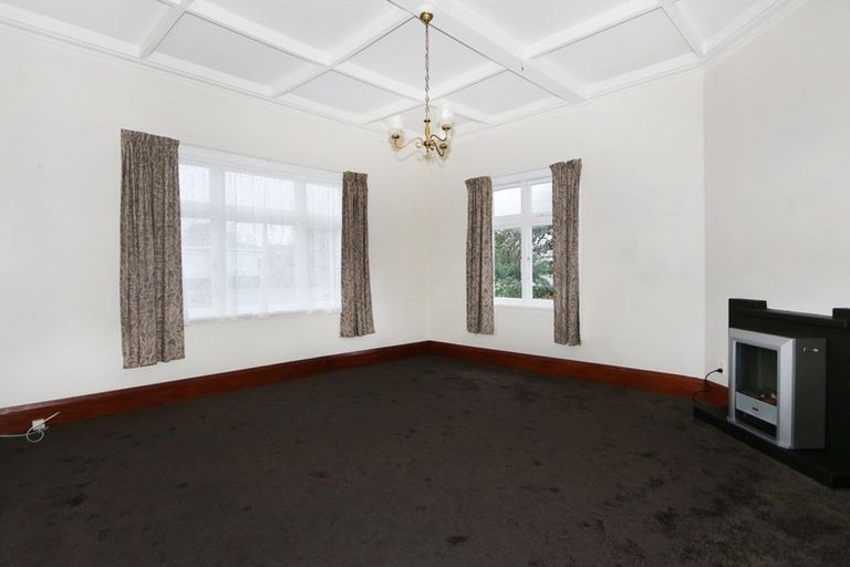 Photo of property in 36 Lyndhurst Street, Takaro, Palmerston North, 4412