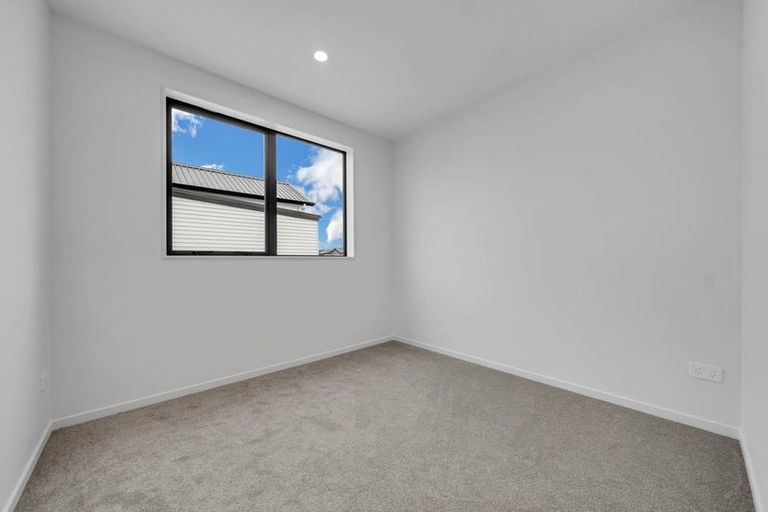 Photo of property in 50 Opoka Street, Papakura, 2110