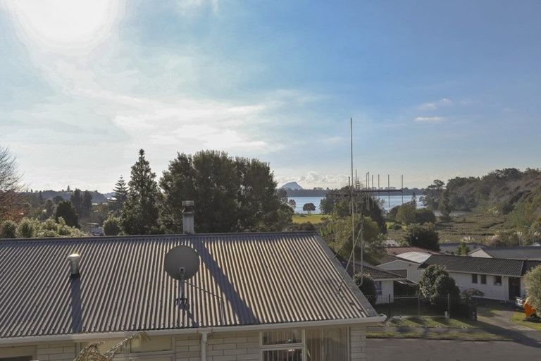 Photo of property in 21b Dingadee Street, Welcome Bay, Tauranga, 3112