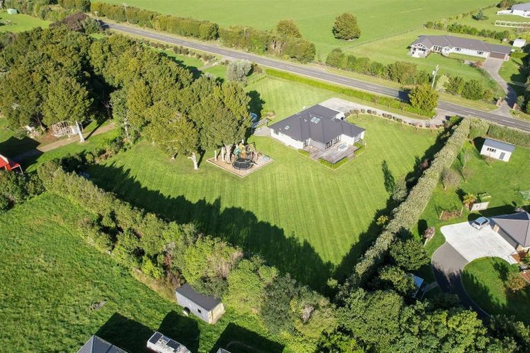 Photo of property in 73 Muhunoa East Road, Ohau, Levin, 5570