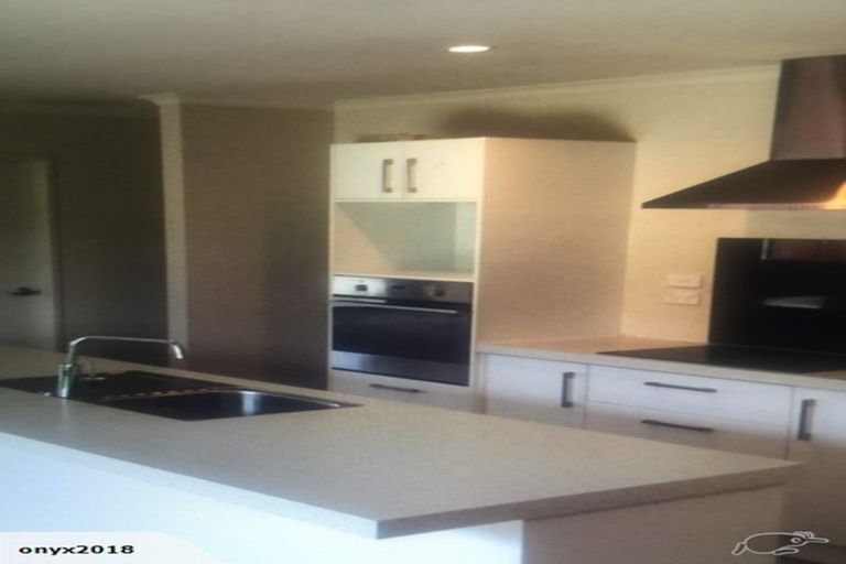 Photo of property in 21 Denham Court, Flagstaff, Hamilton, 3210