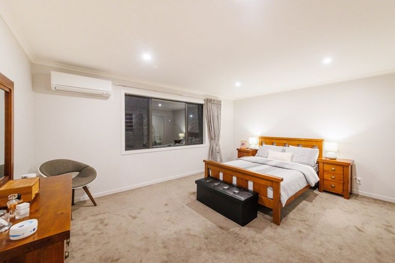 Photo of property in 7 Cyprus Place, Fitzherbert, Palmerston North, 4410