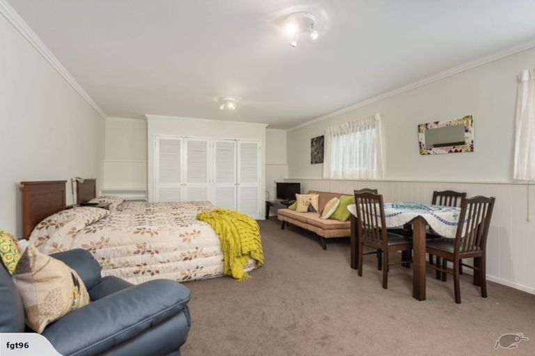 Photo of property in 140a Oceanview Road, Mount Maunganui, 3116