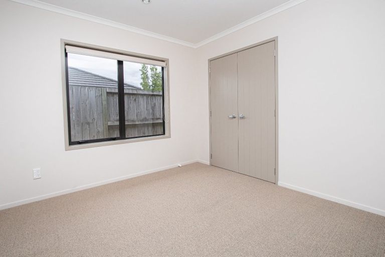 Photo of property in 5 Waltham Place, Rototuna North, Hamilton, 3210