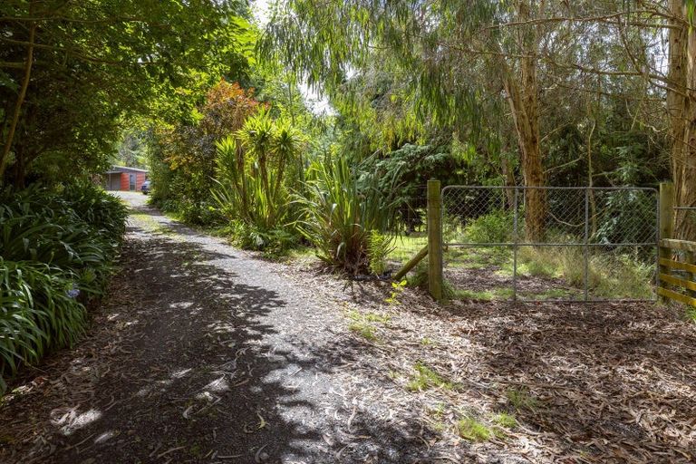 Photo of property in 944 Mapara Road, Kinloch, Taupo, 3385