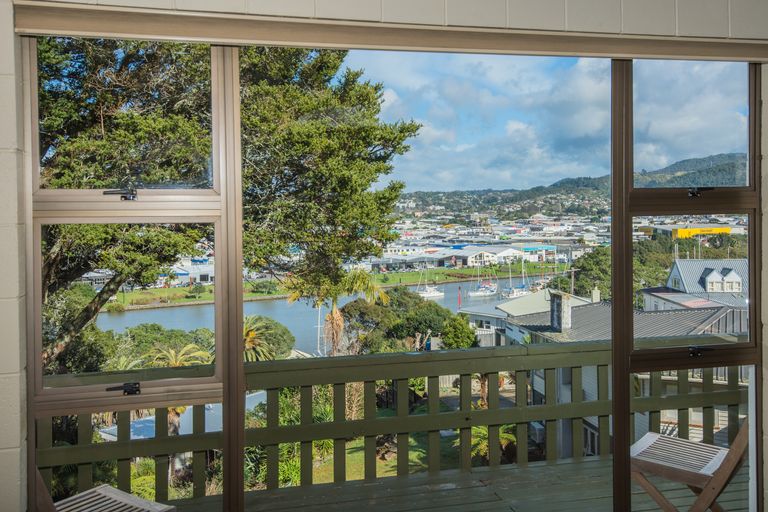 Photo of property in 20 Punga Grove Avenue, Riverside, Whangarei, 0112