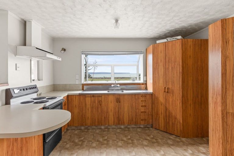 Photo of property in 36 Charles Street, Westshore, Napier, 4110