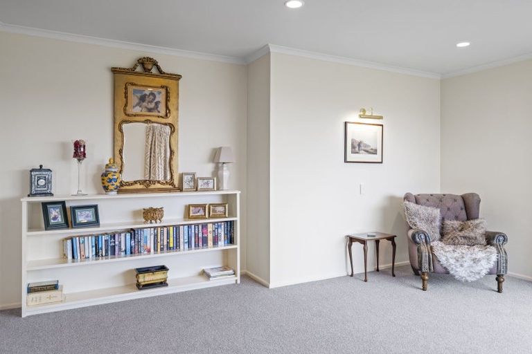 Photo of property in 24 Harvey Street, Waipahihi, Taupo, 3330