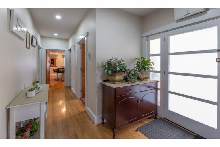 Photo of property in 1/65 Northcote Road, Northcote, Christchurch, 8052