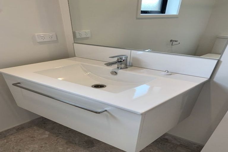 Photo of property in 9 Rarangi Mai Lane, Karaka, 2113