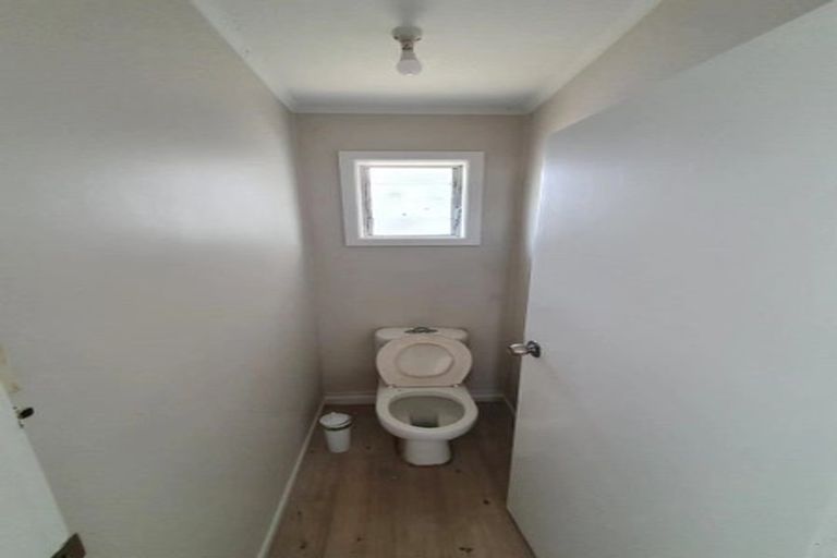 Photo of property in 4 Balfour Road, Manurewa, Auckland, 2102