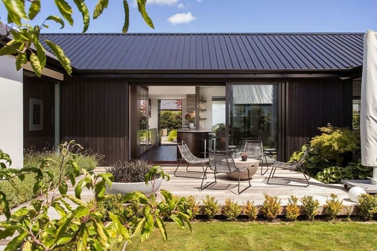 Photo of property in 15 Ashford Avenue, Prebbleton, 7604