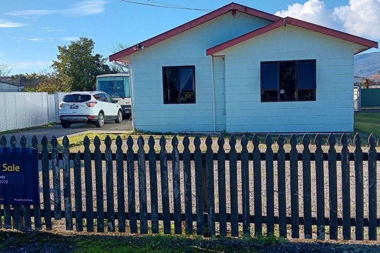 Photo of property in 9 Menzies Street, Westport, 7825