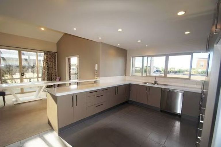 Photo of property in 111 Aston Drive, Waimairi Beach, Christchurch, 8083