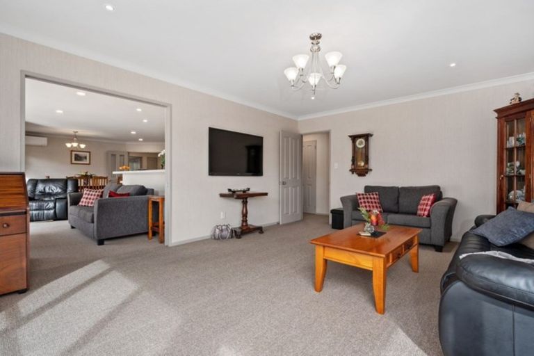 Photo of property in 9 Glenmonarch Place, Pyes Pa, Tauranga, 3112