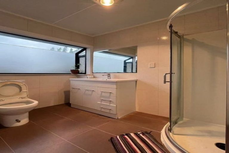 Photo of property in 3 Rukumoana Place, Clendon Park, Auckland, 2103