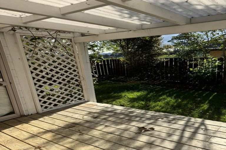 Photo of property in 240b Te Atatu Road, Te Atatu South, Auckland, 0610