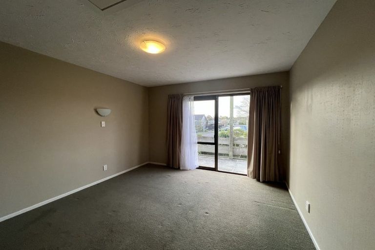 Photo of property in 2 Hanover Place, Ilam, Christchurch, 8041