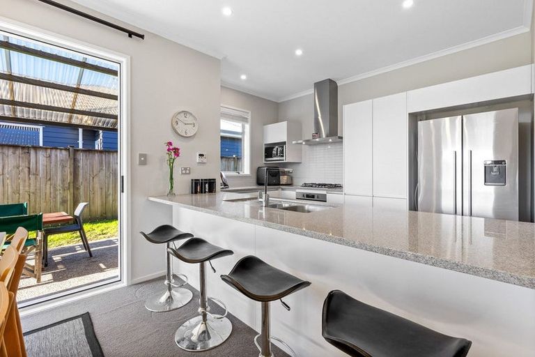 Photo of property in 30 Ara Kakara Avenue, Huapai, Kumeu, 0810