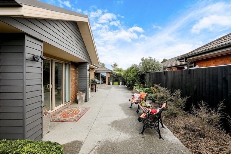 Photo of property in 25 Heathridge Place, Lincoln, 7608