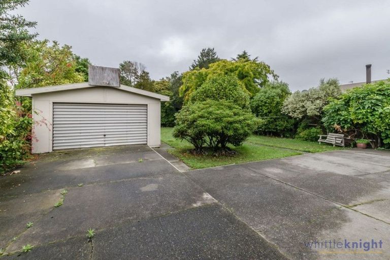 Photo of property in 294 Withells Road, Avonhead, Christchurch, 8042
