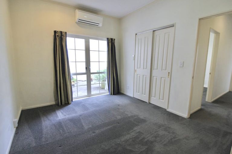 Photo of property in 4a Macdonald Crescent, Te Aro, Wellington, 6011