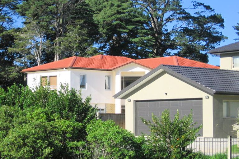 Photo of property in 4 South Kensington Way, Henderson, Auckland, 0612