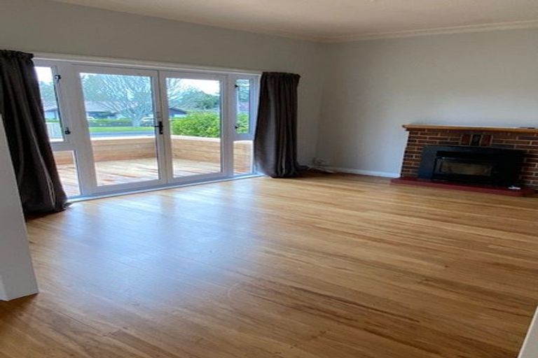 Photo of property in 2 Lyon Street, Kihikihi, Te Awamutu, 3800