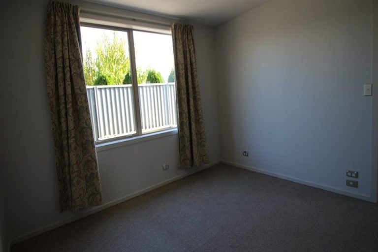 Photo of property in 16 Henderson Drive, Alexandra, 9320