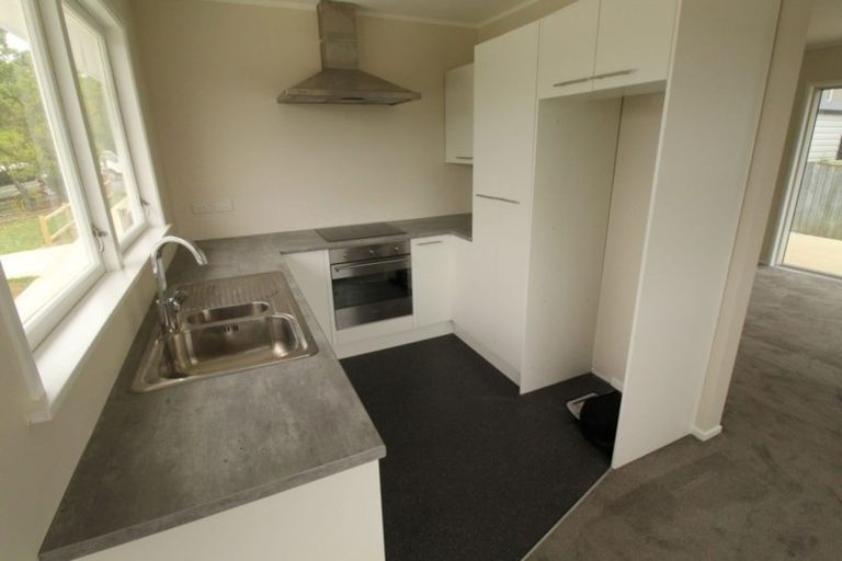 Photo of property in 2/10 Norman Road, Hauraki, Auckland, 0622