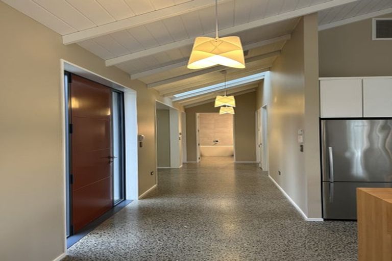 Photo of property in 286 Keyes Road, New Brighton, Christchurch, 8083