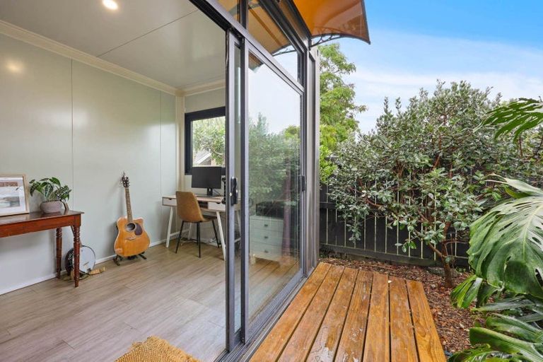 Photo of property in 3/132 Onewa Road, Northcote, Auckland, 0627