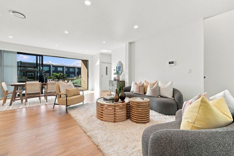 Photo of property in 25c Lomond Street, Takapuna, Auckland, 0622