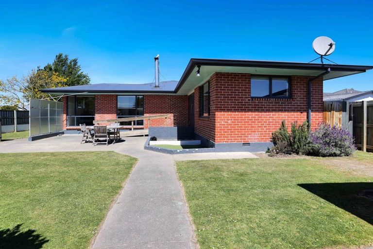 Photo of property in 64 Mcmurdo Street, Tinwald, Ashburton, 7700