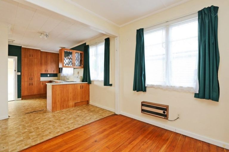 Photo of property in 602 Grove Road, Mayfair, Hastings, 4122