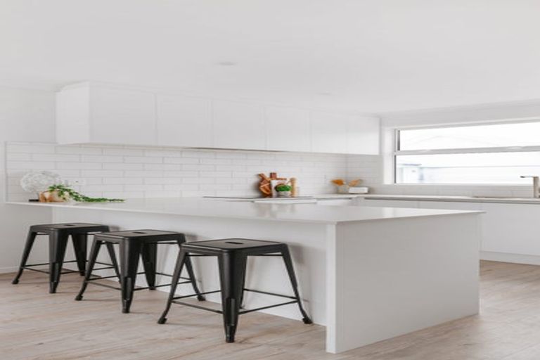 Photo of property in 81 Empire Crescent, Papamoa, 3118