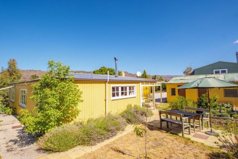 Photo of property in 83 Manuherikia Road, Alexandra, 9393