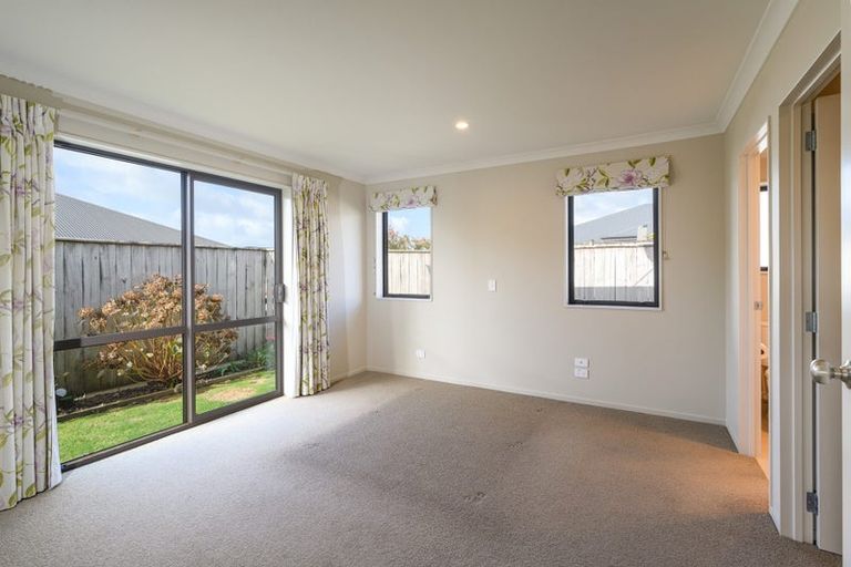 Photo of property in 22 Coby Sydney Drive, Bell Block, New Plymouth, 4312