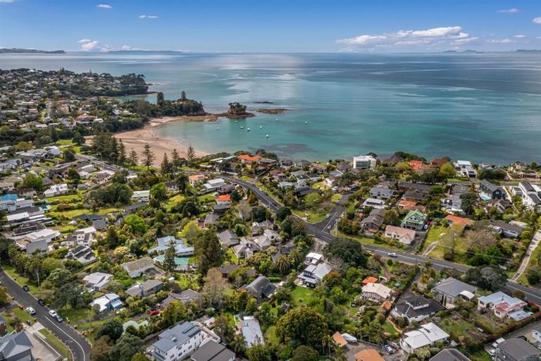 Photo of property in 890 Beach Road, Waiake, Auckland, 0630