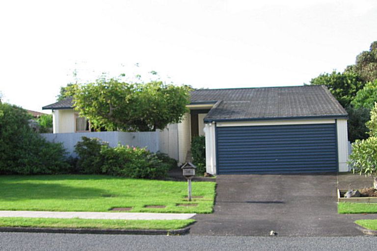 Photo of property in 14 Whiteacres Drive, Sunnyhills, Auckland, 2010