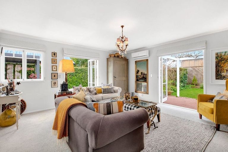 Photo of property in 25 Hall Street, Cambridge, 3434