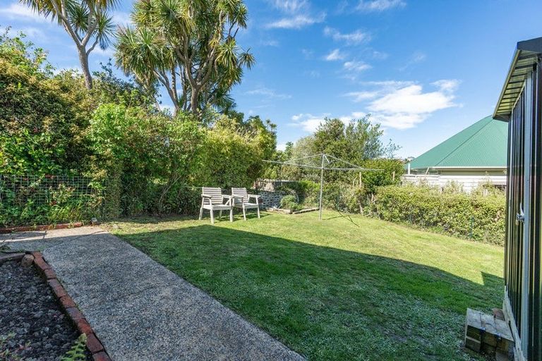 Photo of property in 37 Clifford Street, Dalmore, Dunedin, 9010