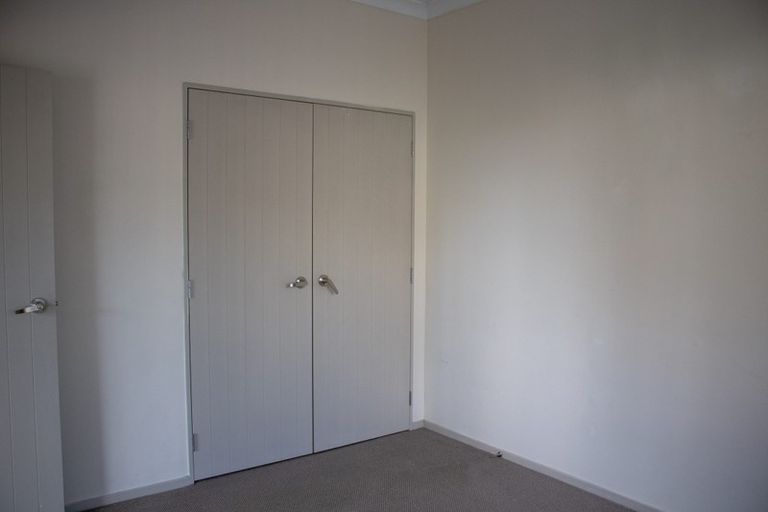 Photo of property in 108 San Marino Drive West, Henderson, Auckland, 0612