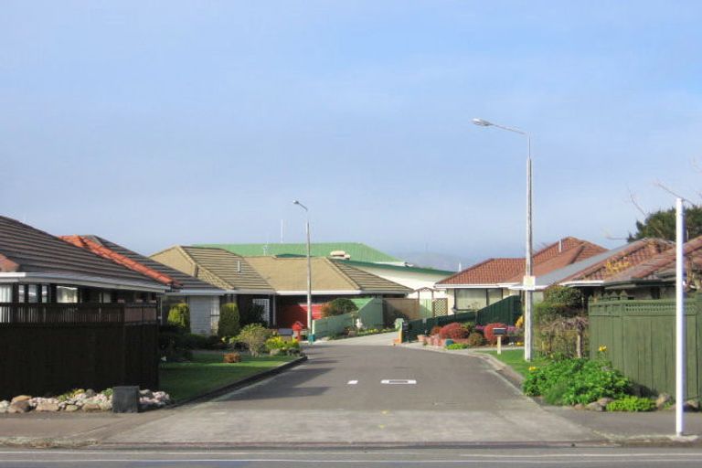 Photo of property in 9 Seville Court, Terrace End, Palmerston North, 4410