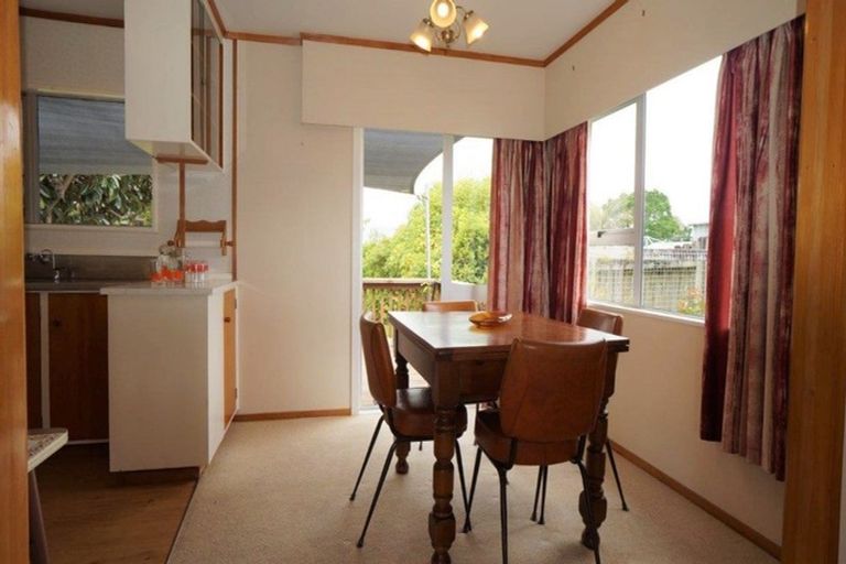 Photo of property in 12 Seaview Road, Ruakaka, 0116