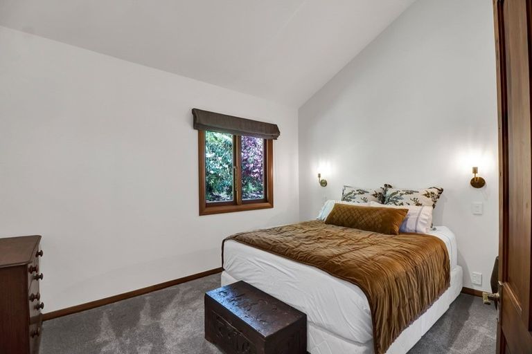 Photo of property in 331a Mangorei Road, Merrilands, New Plymouth, 4312