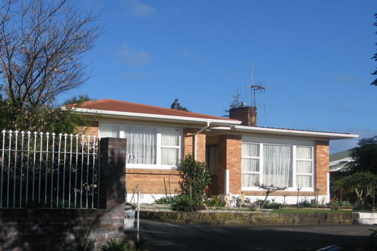 Photo of property in 13 Fuchsia Avenue, Pukete, Hamilton, 3200
