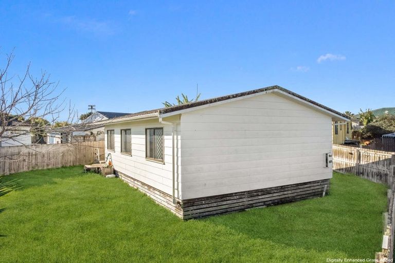 Photo of property in 3/114 Finlayson Avenue, Clendon Park, Auckland, 2103