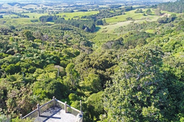 Photo of property in 501 Redoubt Road, Flat Bush, Auckland, 2019