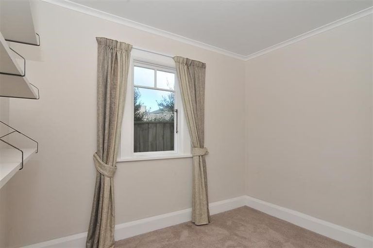 Photo of property in 103 Freyberg Street, Lyall Bay, Wellington, 6022